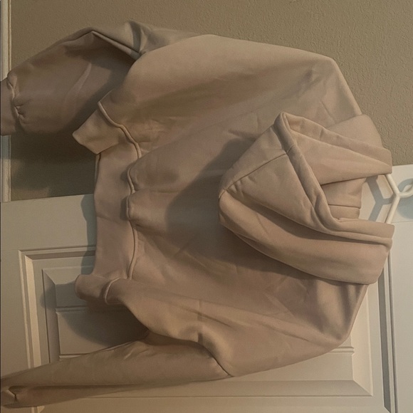 ALO Yoga Soft Beige crop jacket - Picture 3 of 4